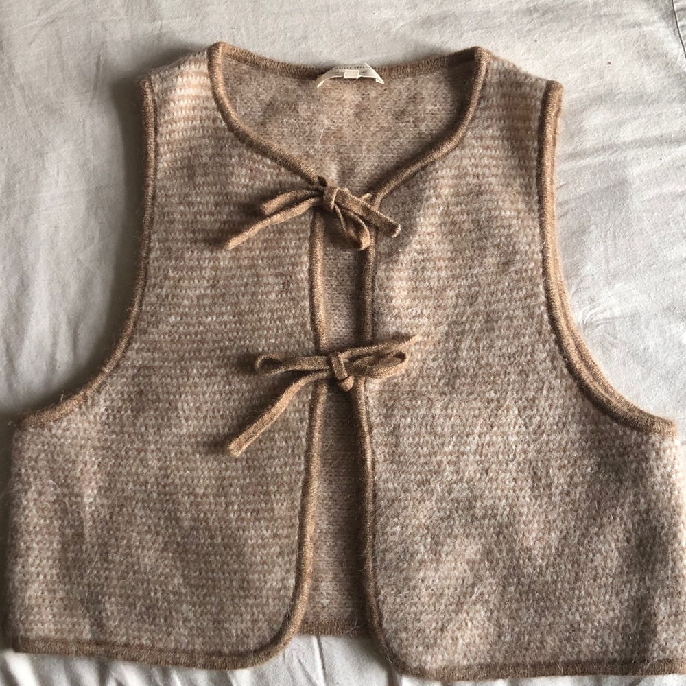 Sezane Pepy Cardigan Knit Tie-Front Sweater Vest in Tan Size 8 - Picture 4 of 7
